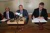 Ministro Lavados se re�ne con Salm�n Chile (27 de noviembre de 2008)